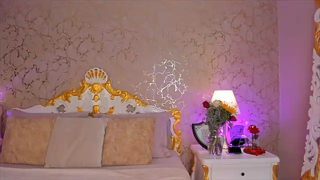 Snapshot of ScarlettWallace chatting on 09/26/25, 08:24 ScarlettWallace online show from 09/26/25, 08:24