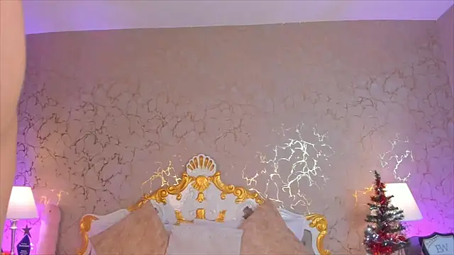 Snapshot of ScarlettWallace chatting on 12/04/25, 08:39 ScarlettWallace online show from 12/04/25, 08:39