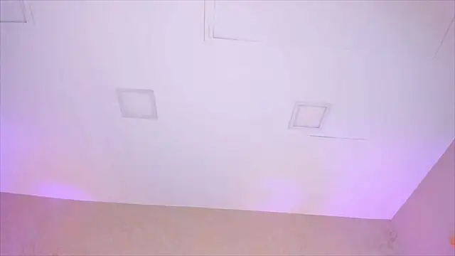 Snapshot of ScarlettWallace chatting on 12/15/25, 08:35 ScarlettWallace online show from 12/15/25, 08:35