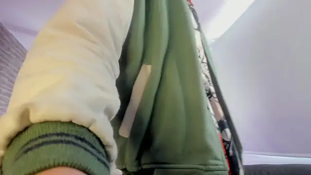 loverisu-coral online show from 02/03/26, 09:31