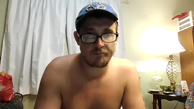 Snapshot of dylanroberts1995 chatting on 03/13/25, 02:38 dylanroberts1995 online show from 03/13/25, 02:38