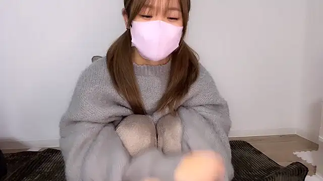 Snapshot of Sakusaku0522 chatting on 11/20/25, 01:11 Sakusaku0522 online show from 11/20/25, 01:11