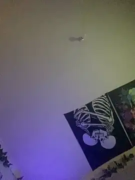 1Zoey101 online show from 02/08/26, 03:26