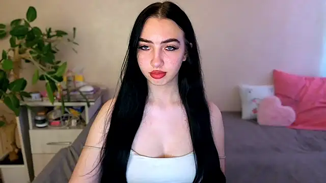 Snapshot of WildKittenX_ chatting on 06/24/26, 04:00 WildKittenX online show from 06/24/26, 04:00