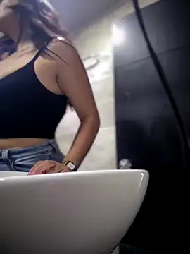 Mila LS online show from 10/18/25, 01:01