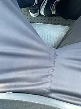 Smallcoco26 online show from 03/13/25, 02:33