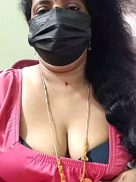 abinaya26 online show from 10/27/25, 07:56