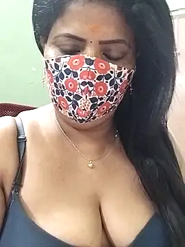 abinaya26 online show from 04/21/26, 01:18