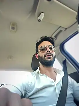 YJeromZCoxk online show from 03/12/25, 12:26