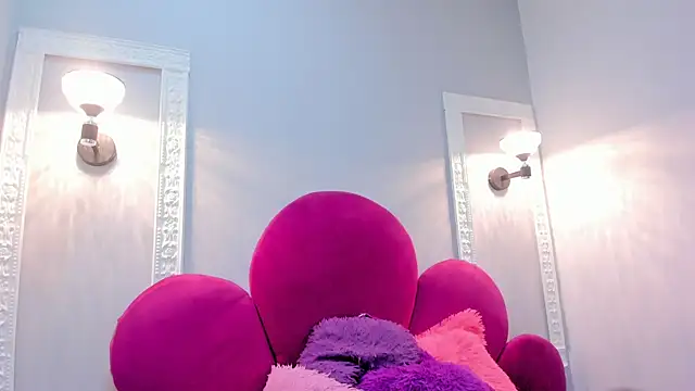 Snapshot of Bonniie_22 chatting on 10/04/25, 02:15 Bonniie 22 online show from 10/04/25, 02:15