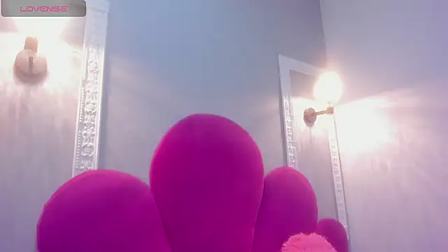 Bonniie 22 online show from 12/04/25, 02:04