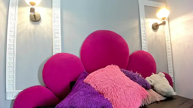 Bonniie 22 online show from 02/21/26, 07:37