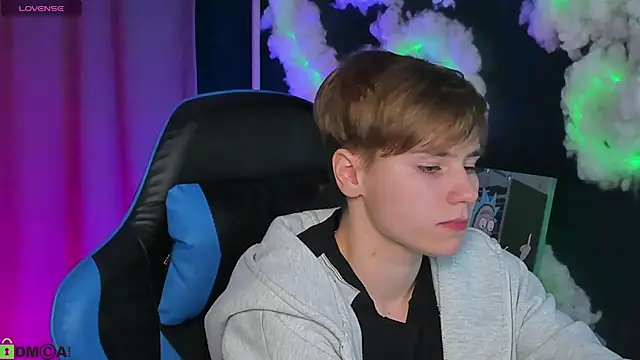 Snapshot of Jean_Wilsons chatting on 12/21/25, 11:17 Jean Wilsons online show from 12/21/25, 11:17