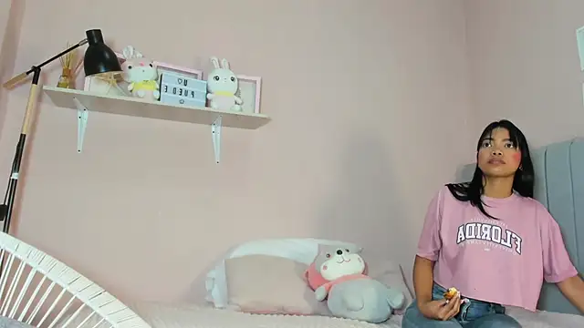 mary cute9 online show from 09/30/25, 12:32