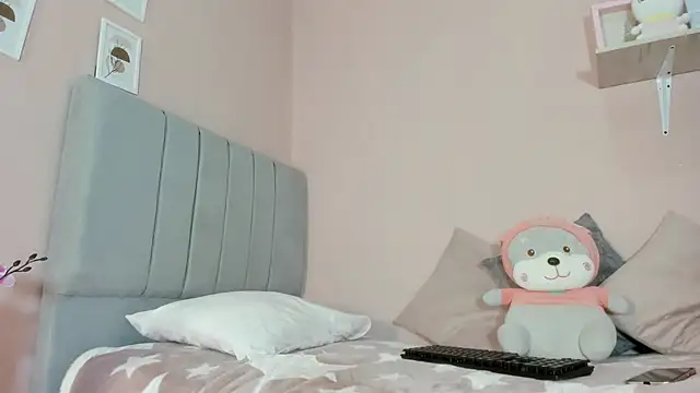 mary cute9 online show from 10/10/25, 12:26