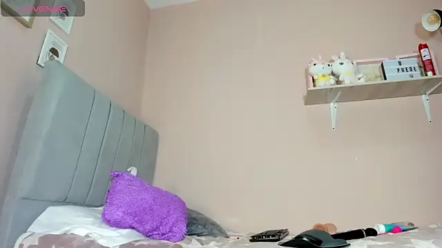 mary cute9 online show from 11/26/25, 12:28