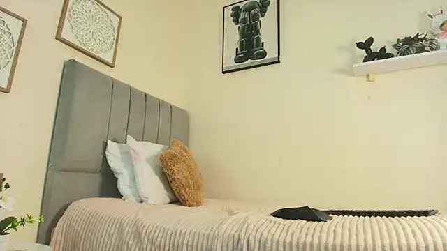 mary cute9 online show from 04/14/26, 12:22