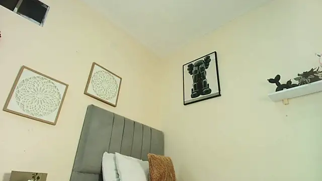 mary cute9 online show from 04/17/26, 12:08