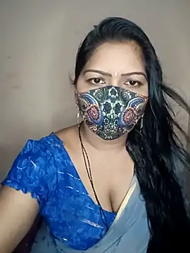 Snapshot of Bagi-Sexy chatting on 03/19/25, 07:17 Bagi-Sexy online show from 03/19/25, 07:17