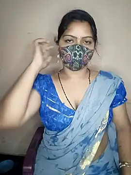 Snapshot of Bagi-Sexy chatting on 03/19/25, 10:31 Bagi-Sexy online show from 03/19/25, 10:31