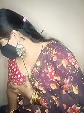 Snapshot of Bagi-Sexy chatting on 10/05/25, 07:56 Bagi-Sexy online show from 10/05/25, 07:56