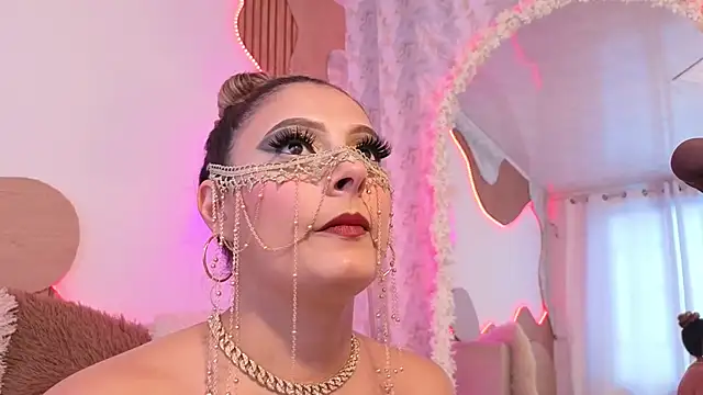 madisonjones- online show from 04/11/26, 07:40