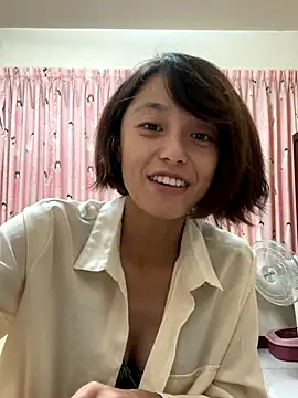 Snapshot of ladypaggy chatting on 10/03/25, 03:42 ladypaggy online show from 10/03/25, 03:42
