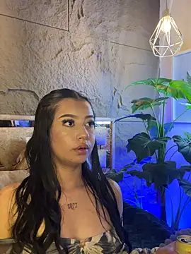 i sabella 25 online show from 04/15/26, 06:31