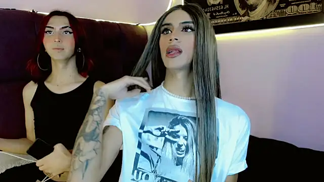 Snapshot of Anastasia_hots chatting on 03/06/25, 08:16 Anastasia hots online show from 03/06/25, 08:16