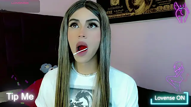 Snapshot of Anastasia_hots chatting on 03/09/25, 02:39 Anastasia hots online show from 03/09/25, 02:39