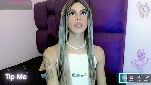 Snapshot of Anastasia_hots chatting on 03/12/25, 05:35 Anastasia hots online show from 03/12/25, 05:35