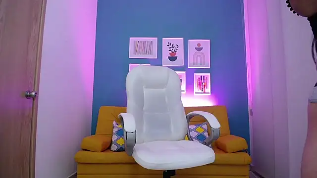 gabriela beltran online show from 03/05/25, 01:50