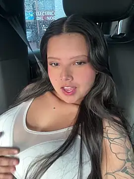 maya-winslow8 online show from 04/28/26, 06:46