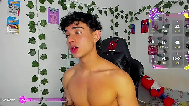 Snapshot of Noah_milleer chatting on 10/21/25, 09:15 Noah milleer online show from 10/21/25, 09:15