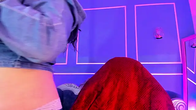 Snapshot of TaraTaylorr chatting on 01/08/26, 02:47 TaraTaylorr online show from 01/08/26, 02:47