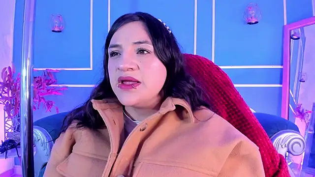 Snapshot of TaraTaylorr chatting on 01/13/26, 02:39 TaraTaylorr online show from 01/13/26, 02:39