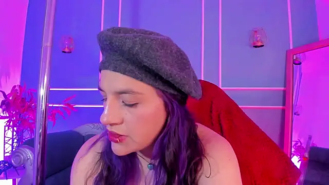 Snapshot of TaraTaylorr chatting on 02/07/26, 03:21 TaraTaylorr online show from 02/07/26, 03:21