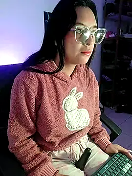 MiaStarts online show from 03/12/25, 08:30