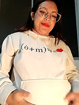 MiaStarts online show from 02/15/26, 10:25