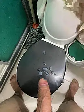 18 ALExxx online show from 03/18/26, 05:05