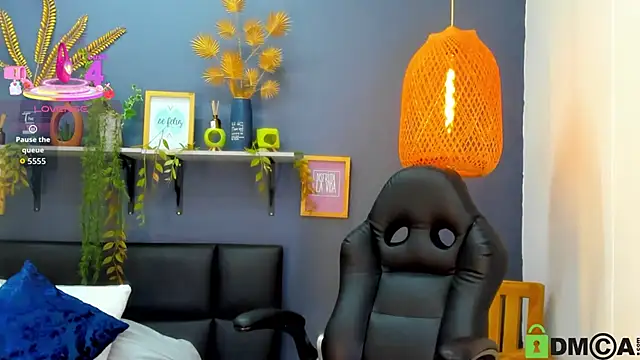 yessila parker online show from 01/14/26, 10:54