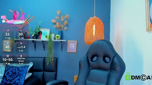 yessila parker online show from 04/22/26, 08:50