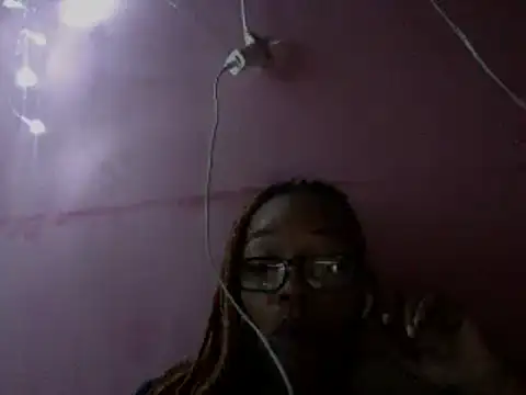 Snapshot of Ladyzee25 chatting on 04/10/26, 07:57 Ladyzee25 online show from 04/10/26, 07:57