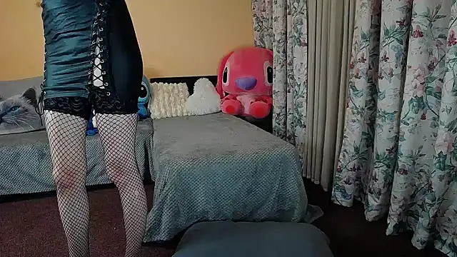 Snapshot of Maddison_Summer chatting on 09/21/25, 09:49 Maddison Summer online show from 09/21/25, 09:49