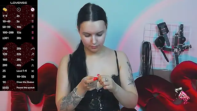 Miss Vic online show from 09/11/25, 03:34