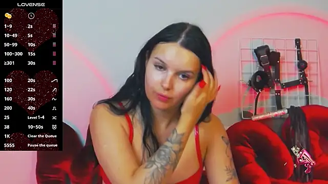 Miss Vic online show from 10/08/25, 05:10