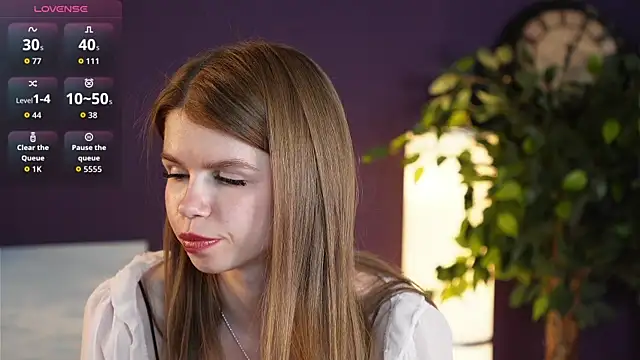 AmityDilley online show from 10/17/25, 07:44