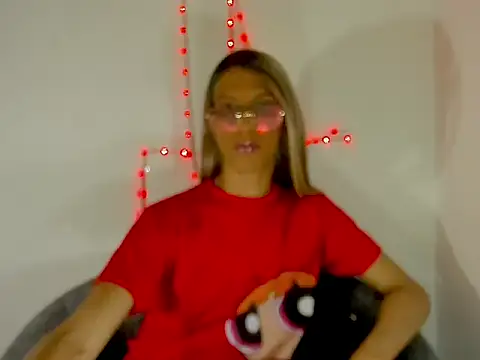 SweetDesaire1 online show from 04/22/26, 05:47