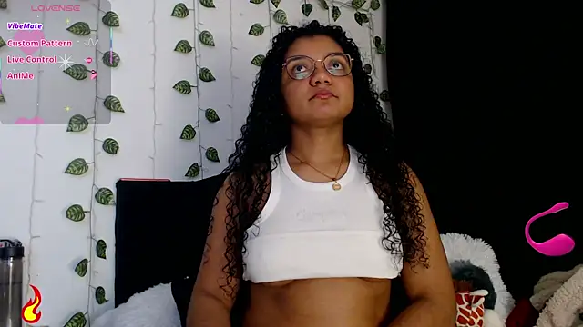 Snapshot of victtoria_cane63 chatting on 06/03/26, 11:10 victtoria cane63 online show from 06/03/26, 11:10