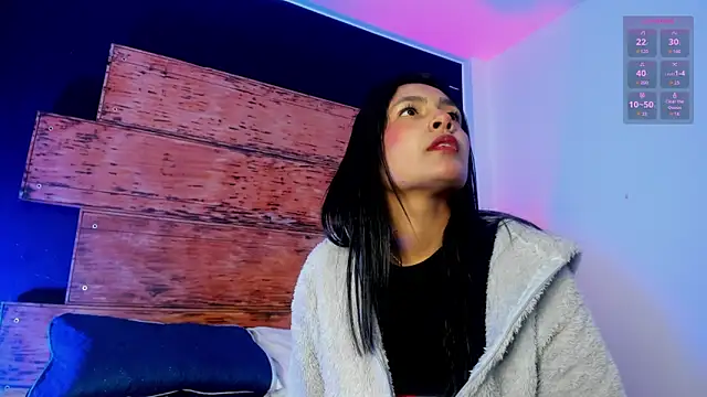Snapshot of Fernanda_liie_ chatting on 05/28/26, 12:46 Fernanda liie online show from 05/28/26, 12:46